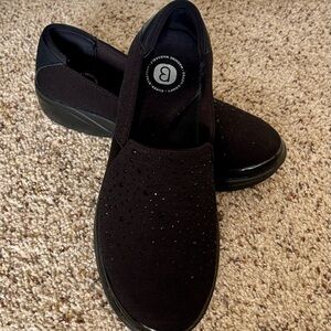 Bzees Black Slip-On Flats
